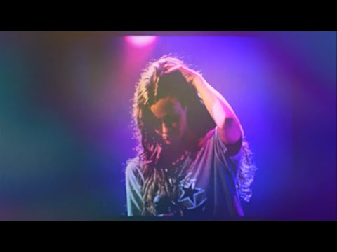 Youtube: Alanis Morissette, Carly Simon - Coming Around Again (Official Visualizer)
