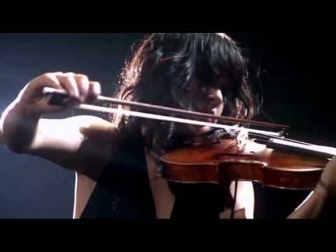 Youtube: Awake Live 2007-Lucia Micarelli - Kashmir