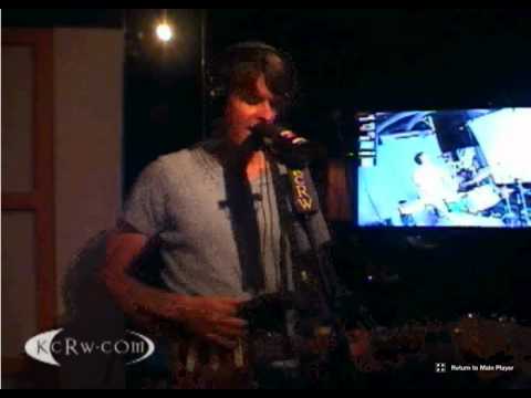 Youtube: Stephen Malkmus and the Jicks performing "Stick Figures in Love" on KCRW