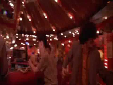 Youtube: Fear and Loathing in Las Vegas - Gonzo at the Bar