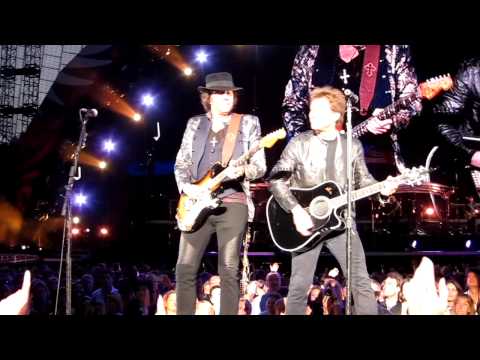 Youtube: Bon Jovi Live - München - 12 Juni 2011 - I'll be there for you