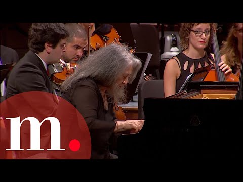 Youtube: Martha Argerich with Daniel Barenboim - Beethoven's Piano Concerto No. 1 in C Major