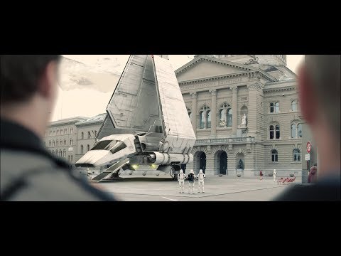 Youtube: Kantonspolizei Bern Star Wars Weihnachtsspot (Kantonspolizei büsst Stormtrooper auf dem Bundesplatz)
