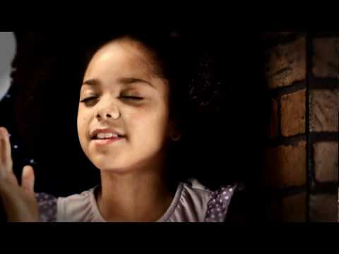 Youtube: MICHAEL JACKSON TRIBUTE - "Babygirl Sings to MICHAEL JACKSON" -  AUGUST 29, 2010 BIRTHDAY TRIBUTE