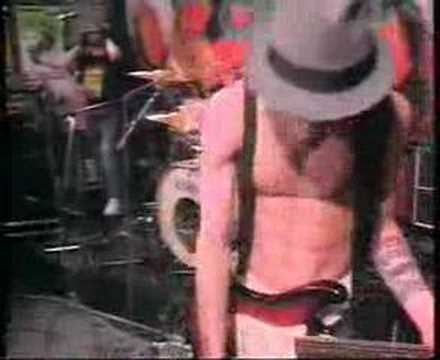 Youtube: Red Hot Chili Peppers - Stone Cold Bush
