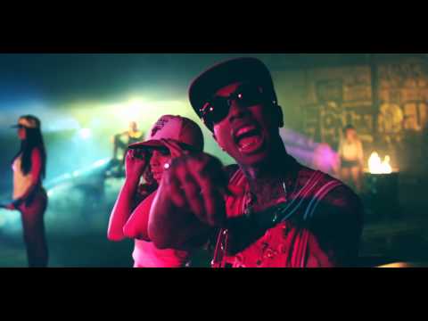 Youtube: Tyga - Snapbacks Back feat Chris Brown [Official Video]