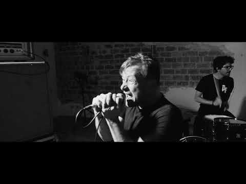 Youtube: Fahnenflucht - Satt (Official Video) - Aggressive Punk Produktionen