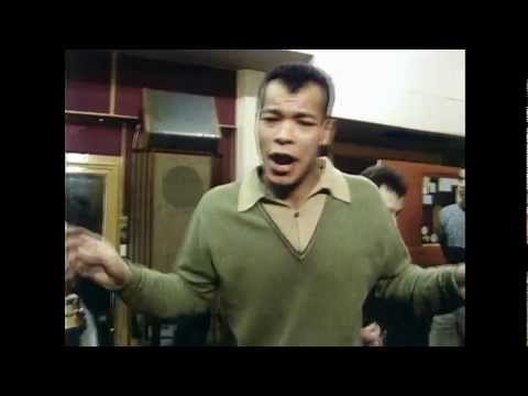 Youtube: Fine Young Cannibals - Johnny Come Home