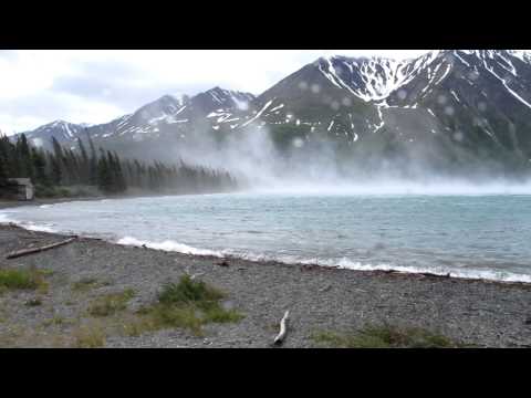 Youtube: Katabatic Winds - Extreme Gusts in Kluane National Park, Yukon, Canada
