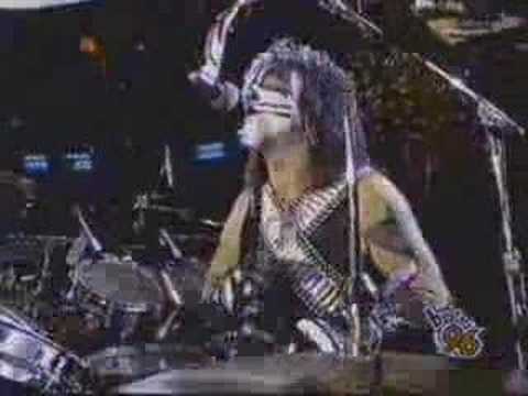 Youtube: KISS - I Wanna Rock N Roll All Night - 1996