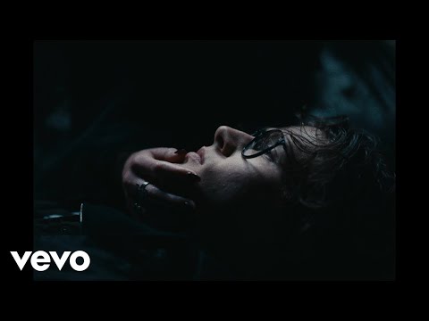 Youtube: David Kushner - Skin and Bones (Official Music Video)