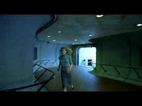 Youtube: Invasion Trailer [Nicole Kidman, Daniel Craig]