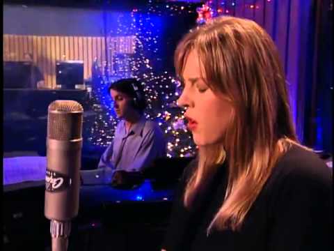 Youtube: What are you doing new year's eve? - Diana Krall