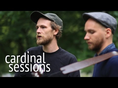 Youtube: Käptn Peng - Monster - CARDINAL SESSIONS (Traumzeit Festival Special)