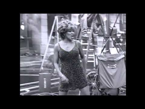 Youtube: Tina Turner - Missing You - Official Clip - 1996