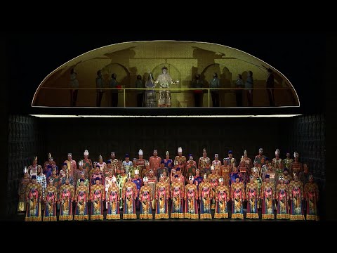 Youtube: Boris Godunov – Coronation scene (Bryn Terfel; The Royal Opera)