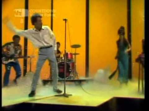 Youtube: The B-52's - Rock Lobster (Countdown 1980)