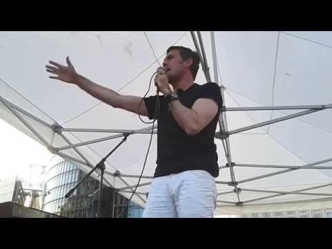 Youtube: Ken Jebsen in Berlin auf dem Potsdamer Platz am 14.07.14
