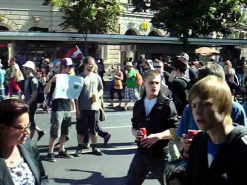 Youtube: Hanfparade Wien 2011  7