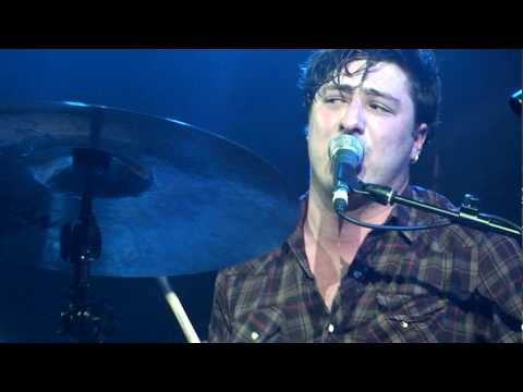 Youtube: Mumford & Sons - Dustbowl Dance Live [Multi Camera + Pro Sound]