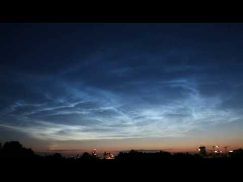 Youtube: Nachtleuchtende Wolken über Berlin am 3. - 4. Juli 2014