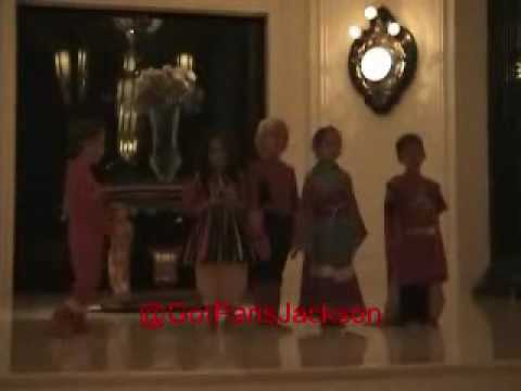 Youtube: Home Video of the Jackson Children