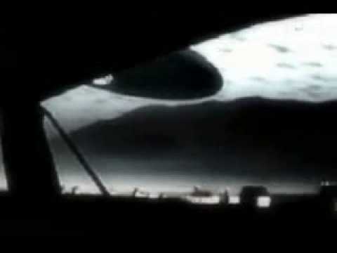 Youtube: GIANT UFO 2008 (READ THE INFO FIRST), _ Over One  mile diameter UFO, destroying a Military Base
