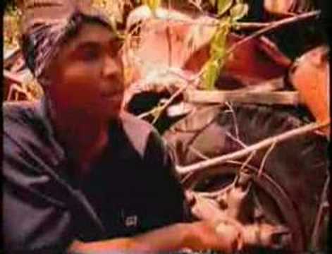 Youtube: Bone Thugs n Harmony - Thuggish Ruggish Bone