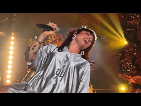 Youtube: Fila Indiana - Angelina Mango a Taormina