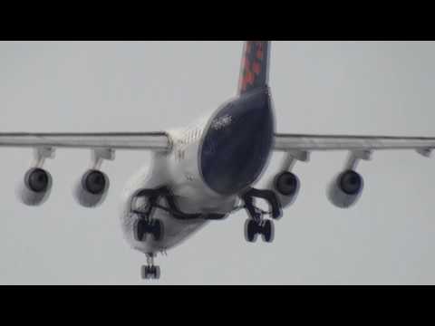 Youtube: Brussels Airlines Avro RJ100 (BAe 146) at Berlin-Tegel Airport