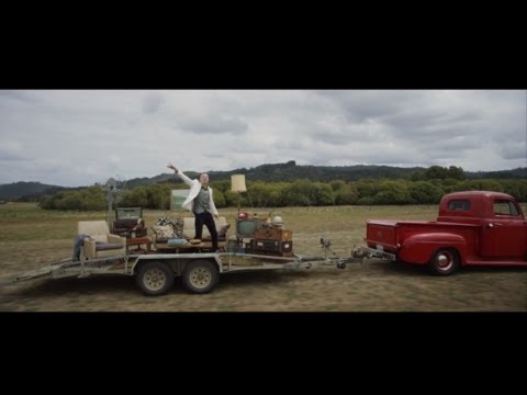 Youtube: MACKLEMORE & RYAN LEWIS - CAN'T HOLD US FEAT. RAY DALTON (OFFICIAL MUSIC VIDEO)
