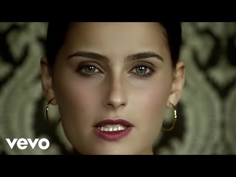 Youtube: Nelly Furtado - Try