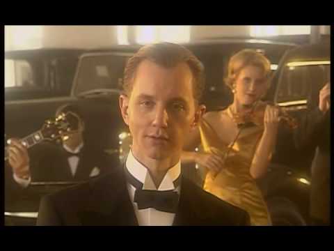 Youtube: Max Raabe & Das Palast Orchester - Die Nacht ist nicht allein zum Schlafen da 2010