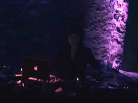 Youtube: DJ Ipek Ipekcioglu -HomeNotHome Festival / Babylon Istanbul