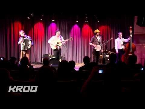Youtube: Mumford And Sons - "Sigh No More" Live From The GRAMMY Museum at LA Live