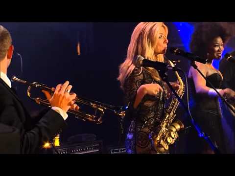 Youtube: Candy Dulfer - Daylight