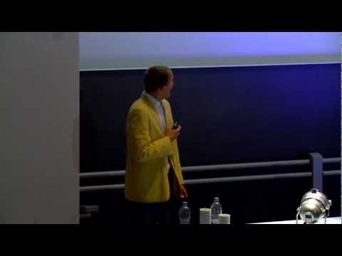 Youtube: Science Slam Uni Mannheim, Platz 1: „Frauentheorie" (Robert Idel)