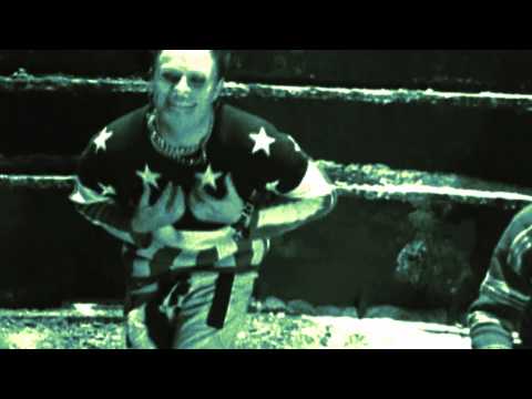 Youtube: The Prodigy - Firestarter