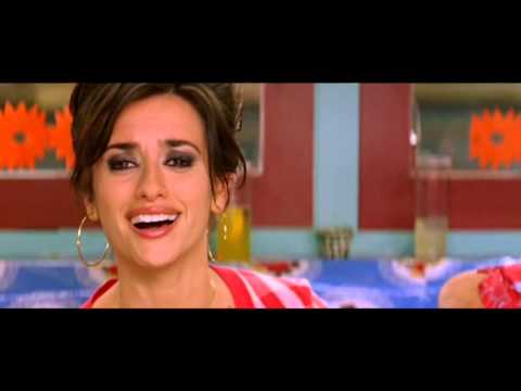 Youtube: Penélope Cruz Cantando Volver