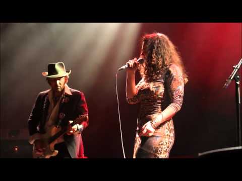 Youtube: MEENA CRYLE & The Chris Fillmore Band - "Since I Met You Baby" - BA-Halle Gasometer, Vienna 2015