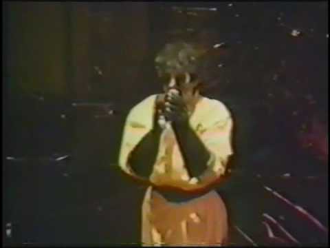 Youtube: DEVO  - Praying Hands - live 1978