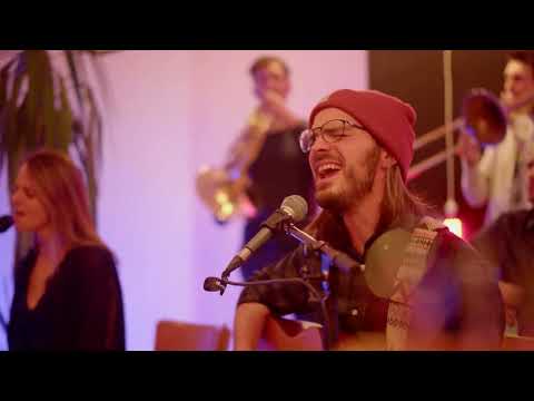 Youtube: POPWAL - I mecht nur wissn wo du bist (feat. Blechreiz Brass Quintett)