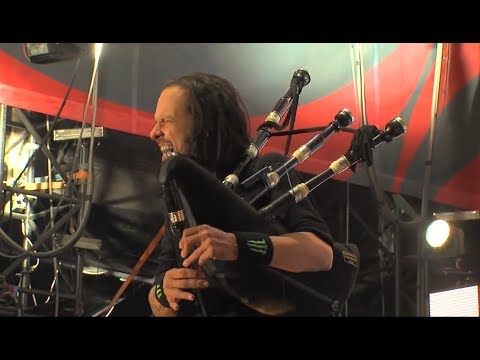 Youtube: Korn Live - Another Brick In The Wall @ Sziget 2012
