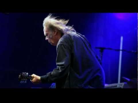 Youtube: Neil Young Rockin'In The Free World(New Sound)Live From Hyde Park 27th June 2009