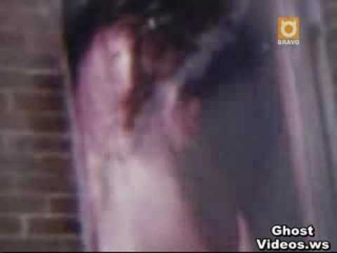 Youtube: Ghosts of Women Photographed in Abandoned Haunted House