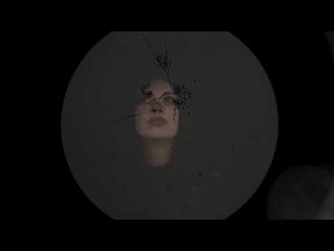 Youtube: Michelle Darkness feat. Mother of Pearl - Skyfall (Adele Cover)