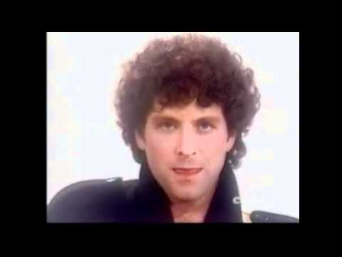 Youtube: Lindsey Buckingham - Trouble (traducida)