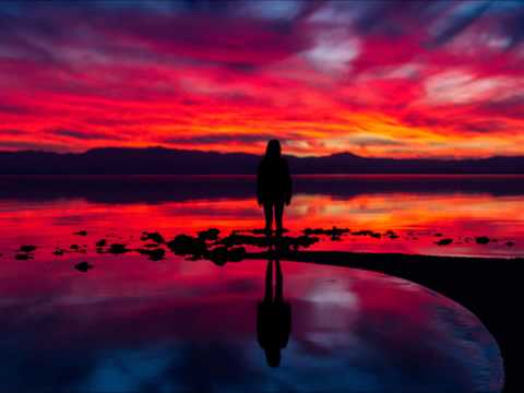 Youtube: Simon & Garfunkel - Sound of Silence (Henry Saiz Remix)