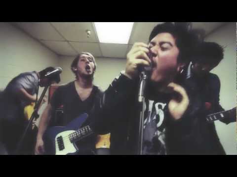 Youtube: The Parade - Locked Out Of Heaven (Bruno Mars Cover)