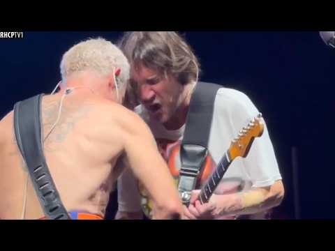 Youtube: Red Hot Chili Peppers - This Is One Of The Best Intro Jams From The Unlimited Love Tour!